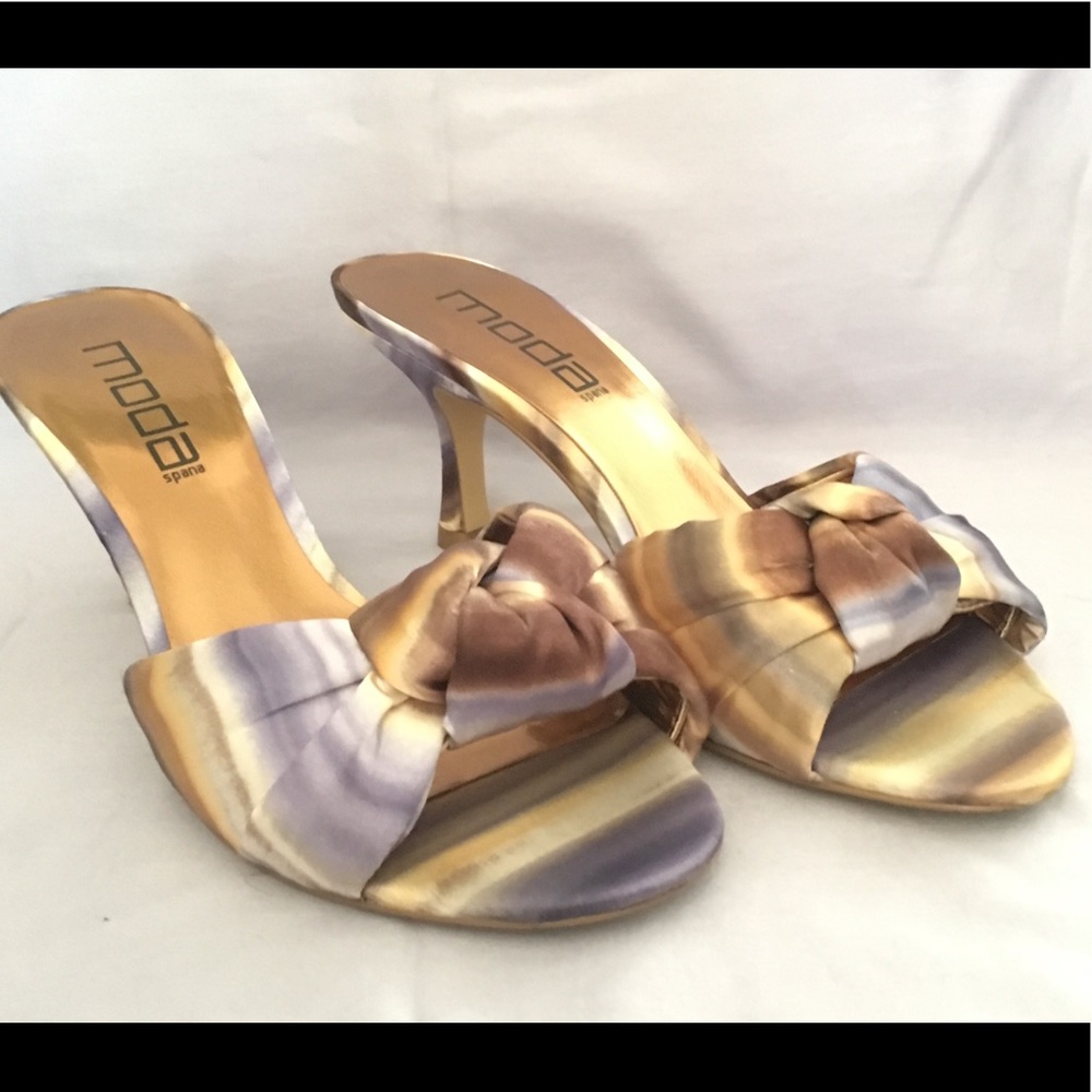 Moda Spana Multi color shiny gorgeous heels EUC